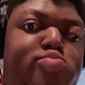 Meet your Posher, Emilio